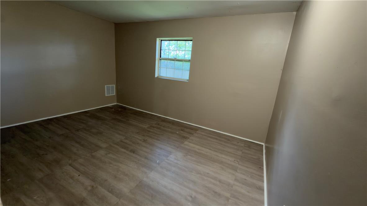886 Maryland Court Property Photo 22
