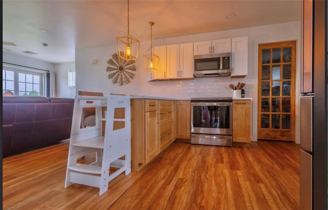 360 Sunset Drive Property Photo 9