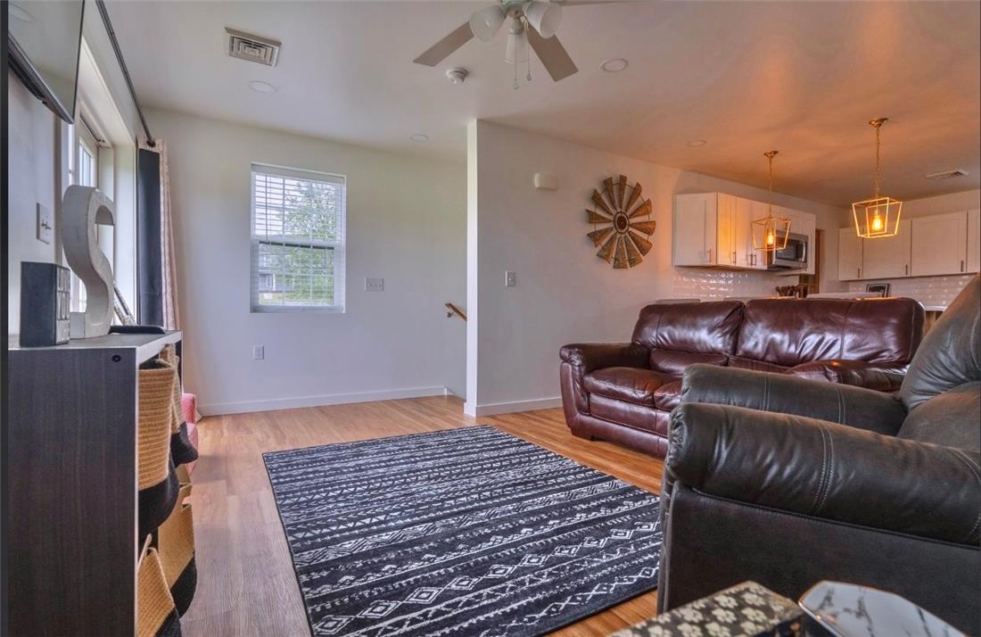 360 Sunset Drive Property Photo 10