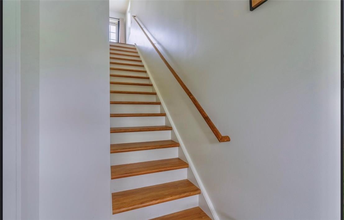 360 Sunset Drive Property Photo 17
