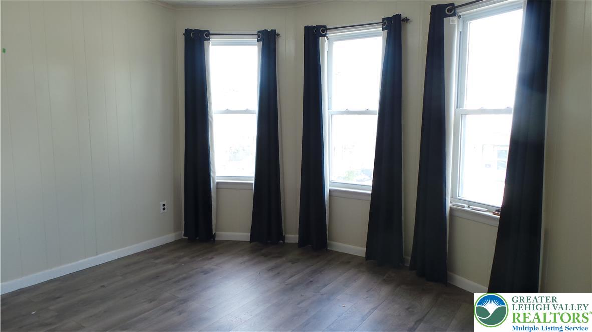 159 East Madison Street Property Photo 21