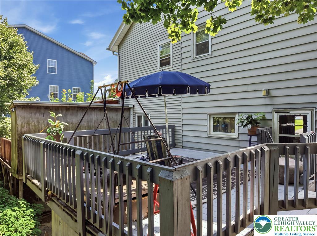 439 South Walnut Street Property Photo 12
