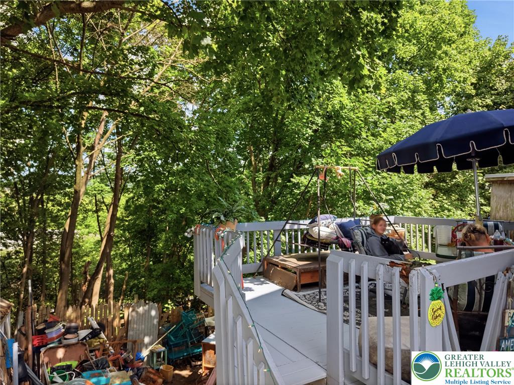 439 South Walnut Street Property Photo 13