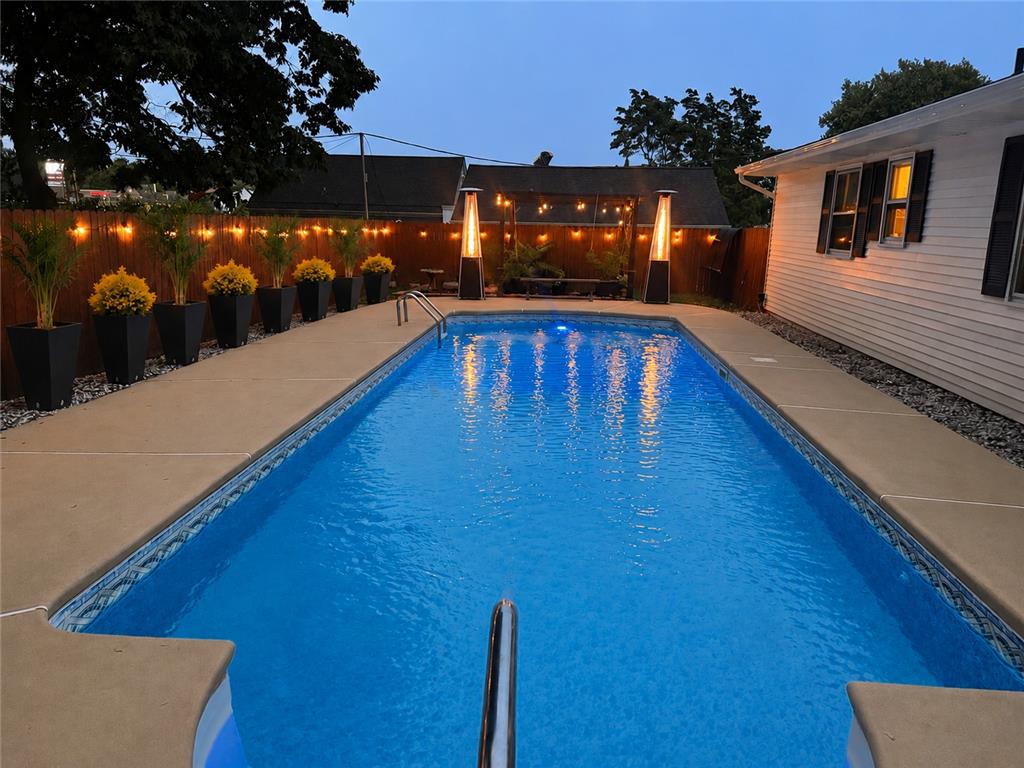 1432 Greenview Property Photo 4