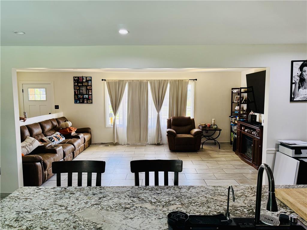 1432 Greenview Property Photo 11