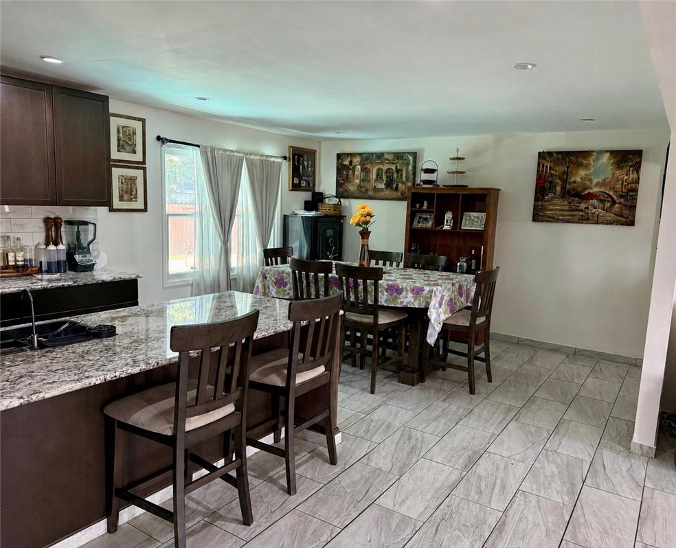 1432 Greenview Property Photo 13