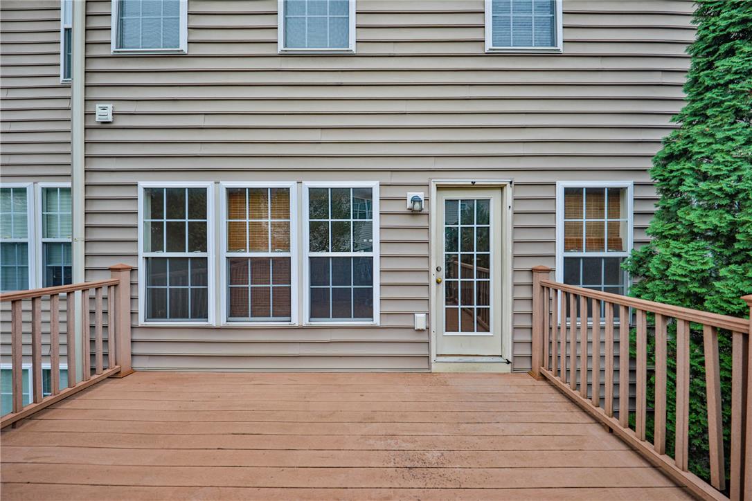 131 Knollwood Property Photo 3