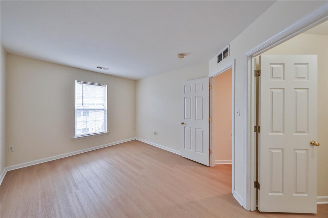 131 Knollwood Property Photo 14