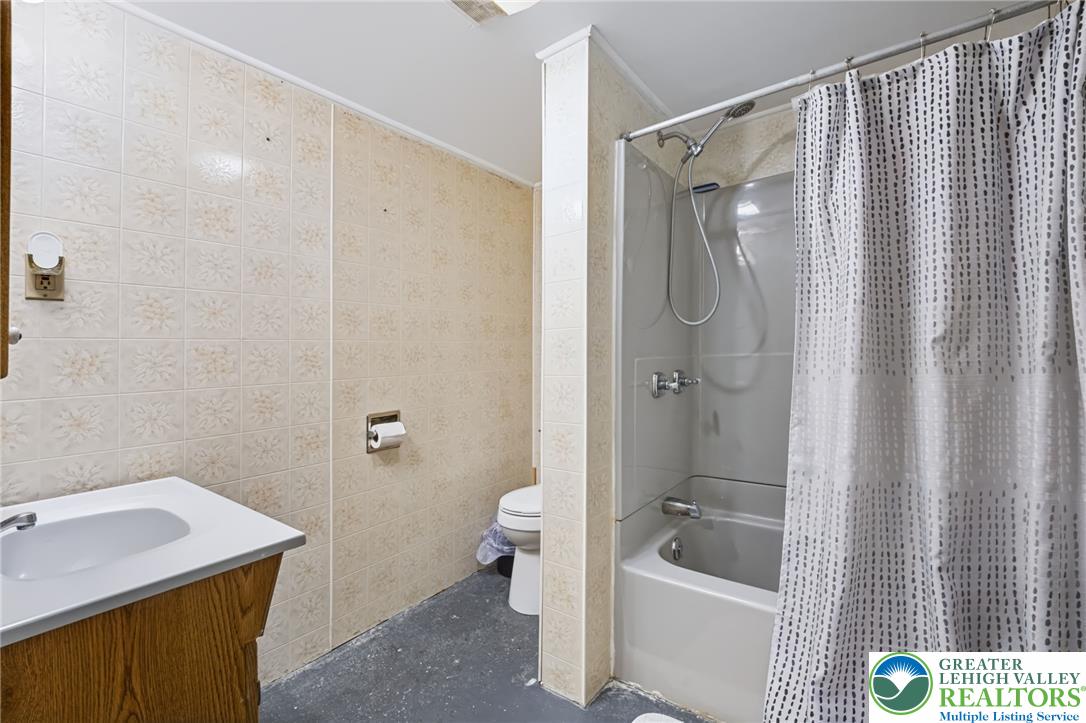 4328 Winfield Terrace Property Photo 23