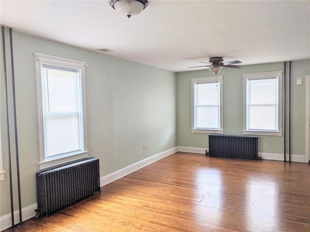 1249 2nd Avenue Property Photo 3