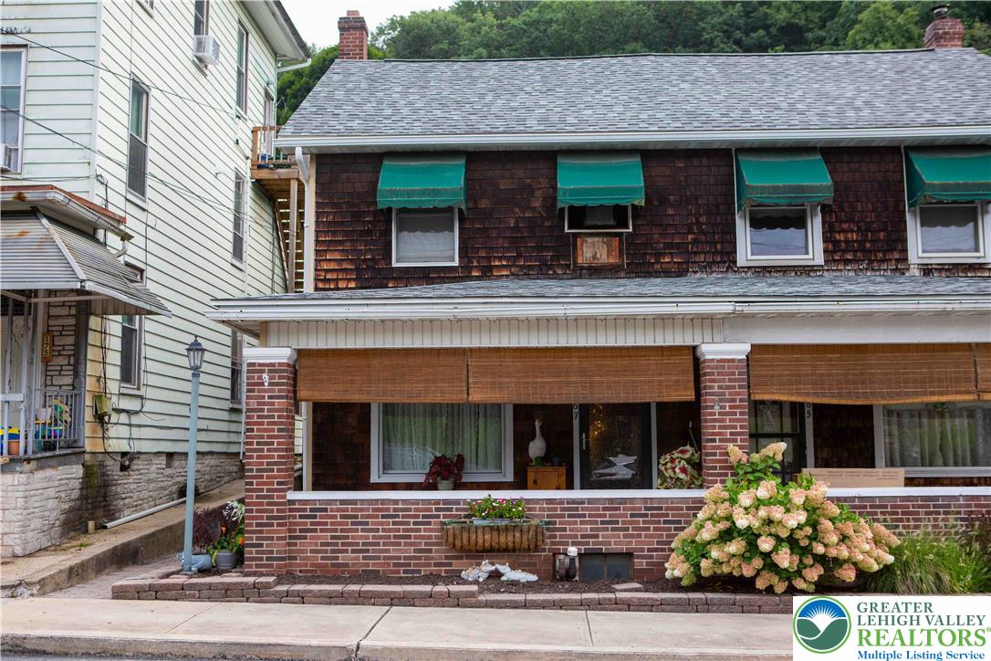 167 Main Street Property Photo 1