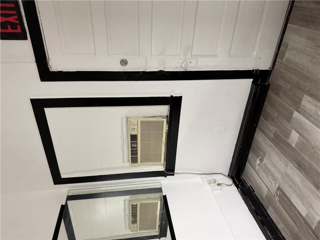 528 North 7th Property Photo 6