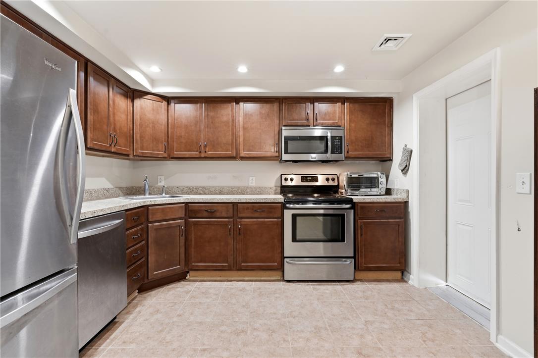 1630 Cambridge Street Property Photo 11