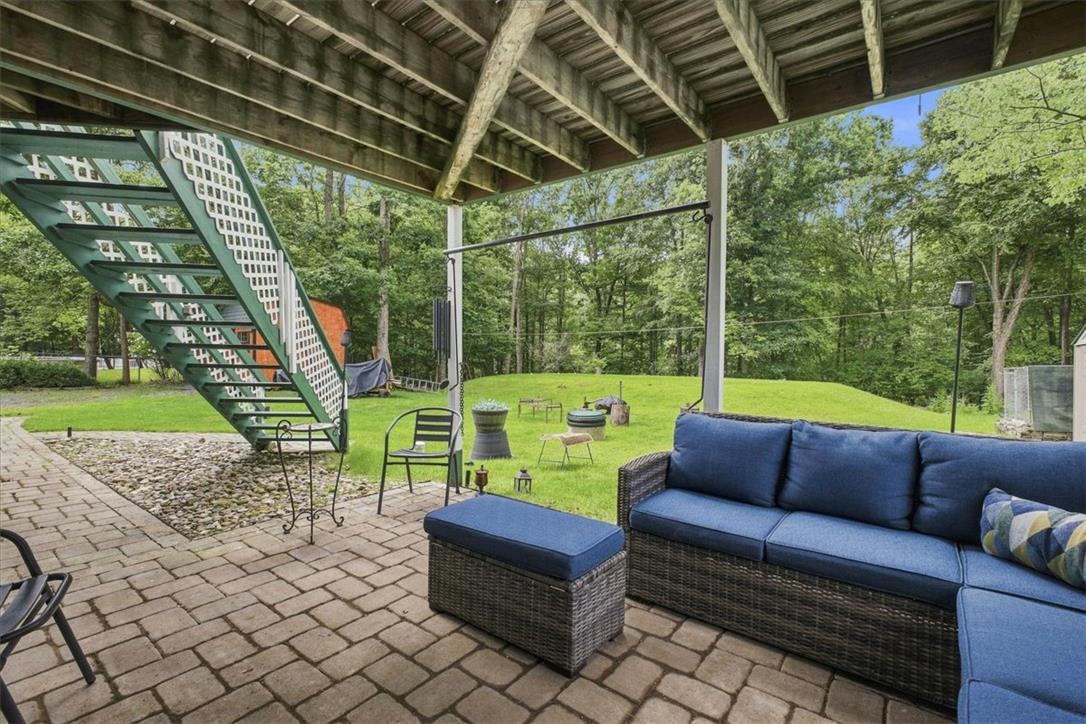 12416 Mountain Laurel Drive Property Photo 9