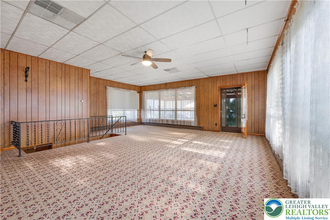 8 Aarons Place Property Photo 30
