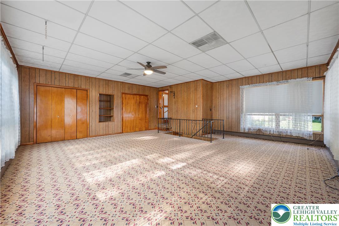 8 Aarons Place Property Photo 31