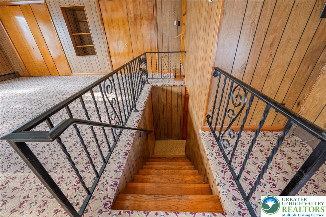 8 Aarons Place Property Photo 33