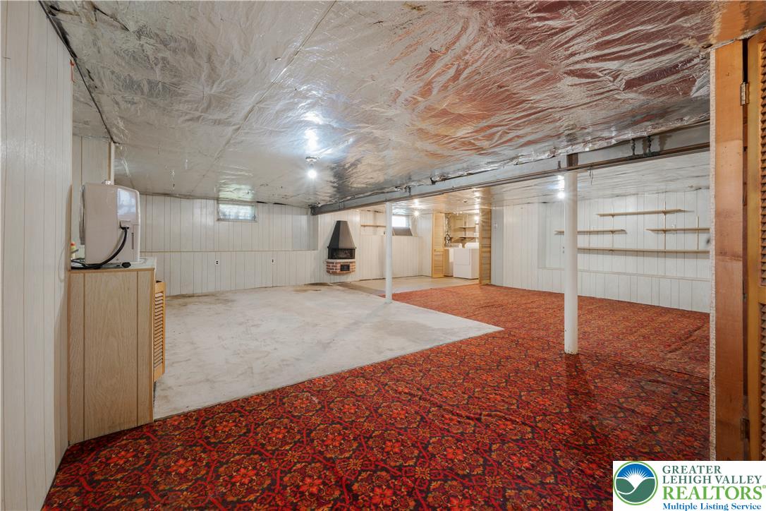 8 Aarons Place Property Photo 34