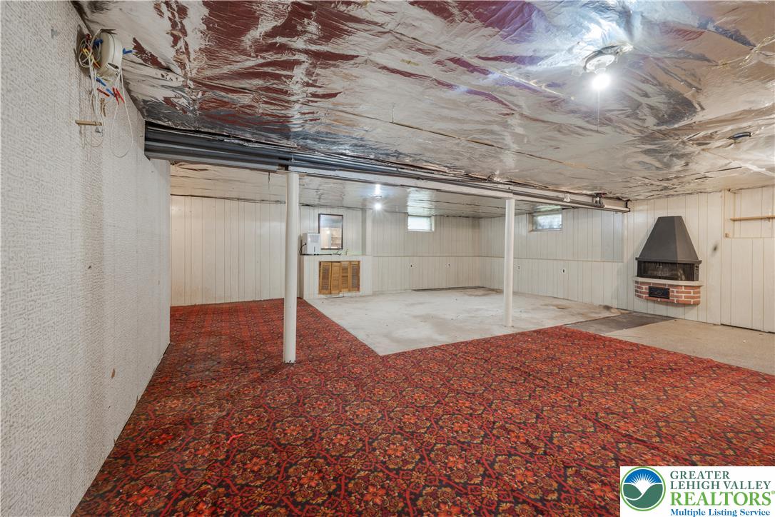 8 Aarons Place Property Photo 36