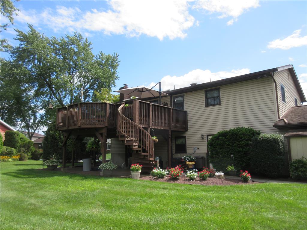 480 Mountain View Road Property Photo 3