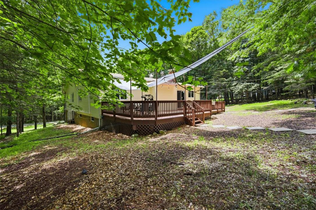 17 Basswood Court Property Photo 13