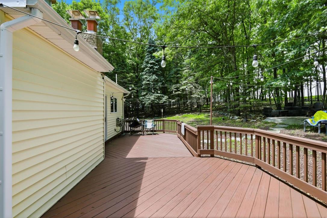 17 Basswood Court Property Photo 15