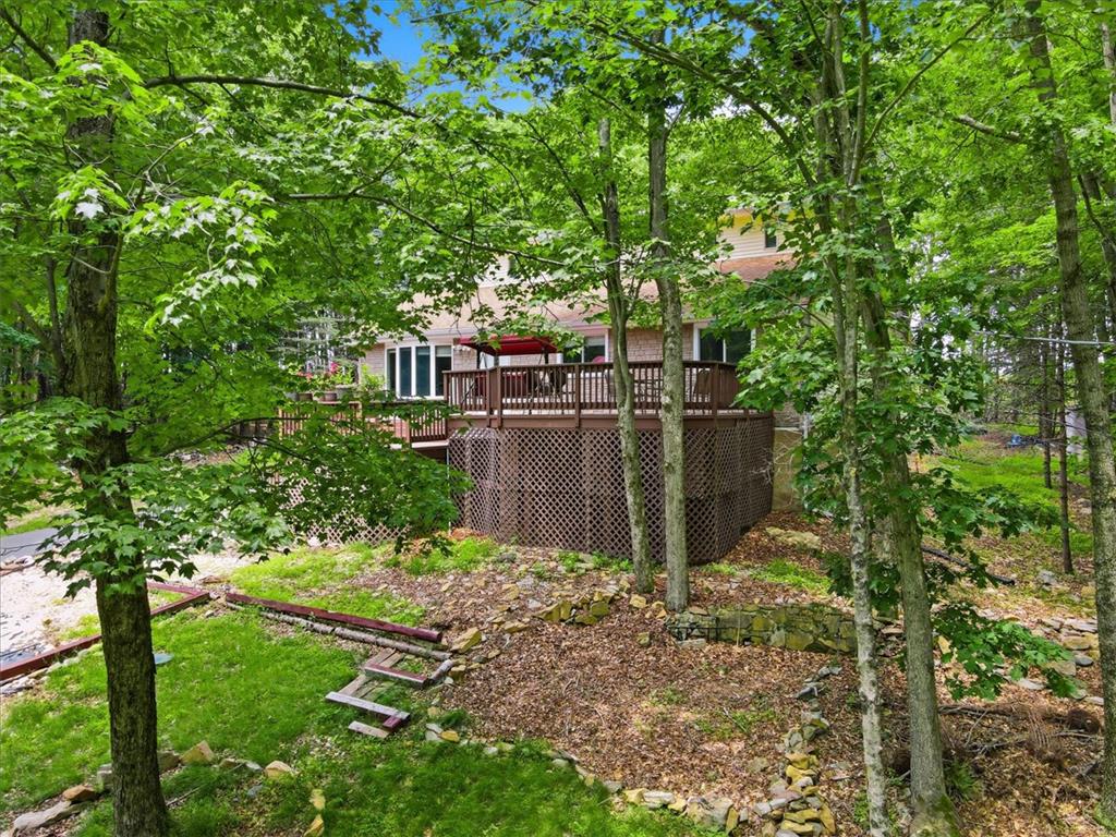 17 Basswood Court Property Photo 21