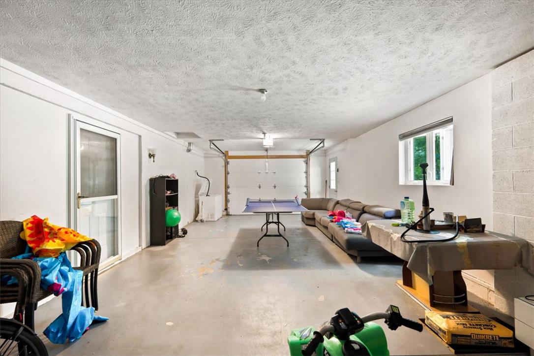 17 Basswood Court Property Photo 75