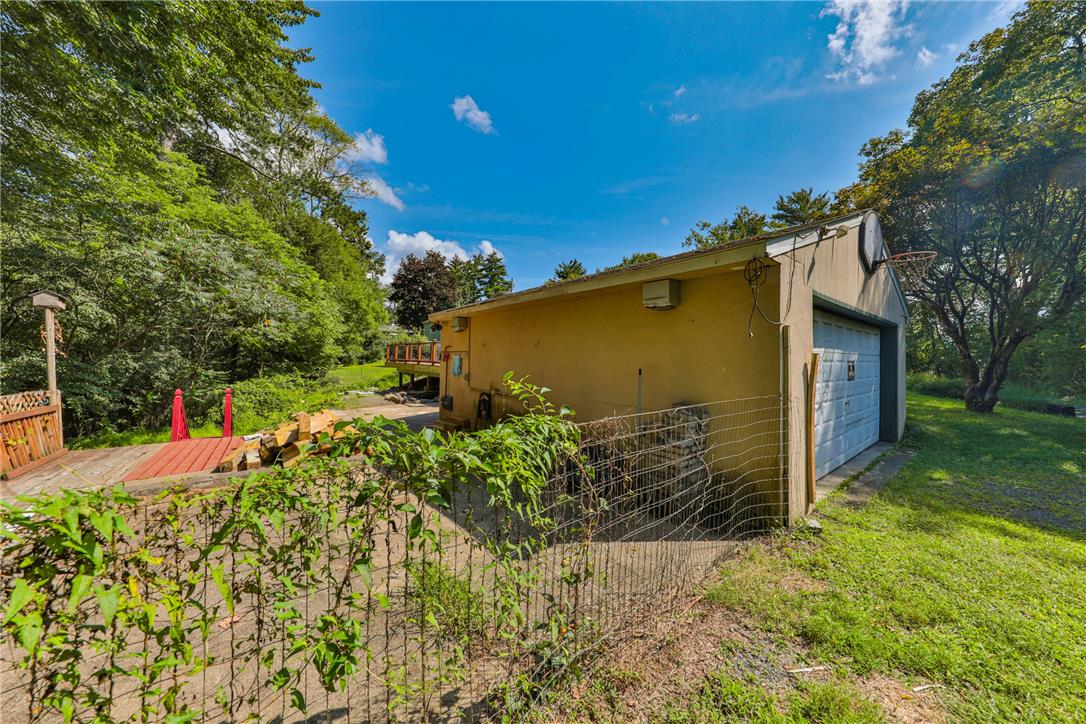 4430 Crescent Street Property Photo 11