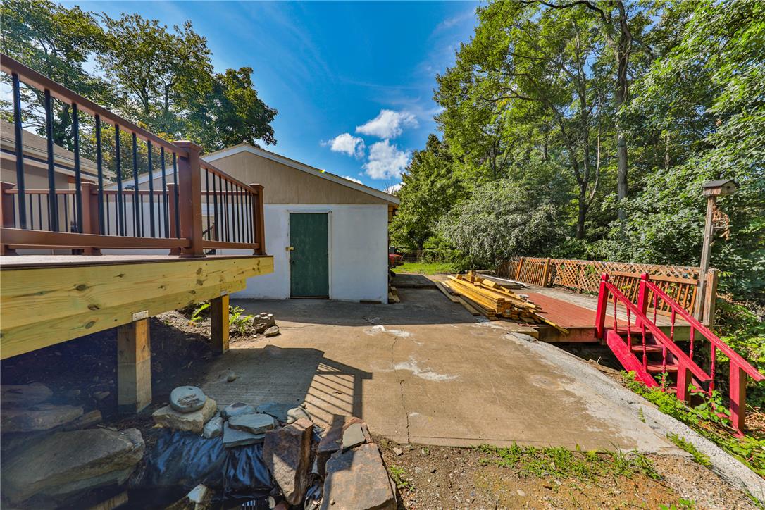 4430 Crescent Street Property Photo 17