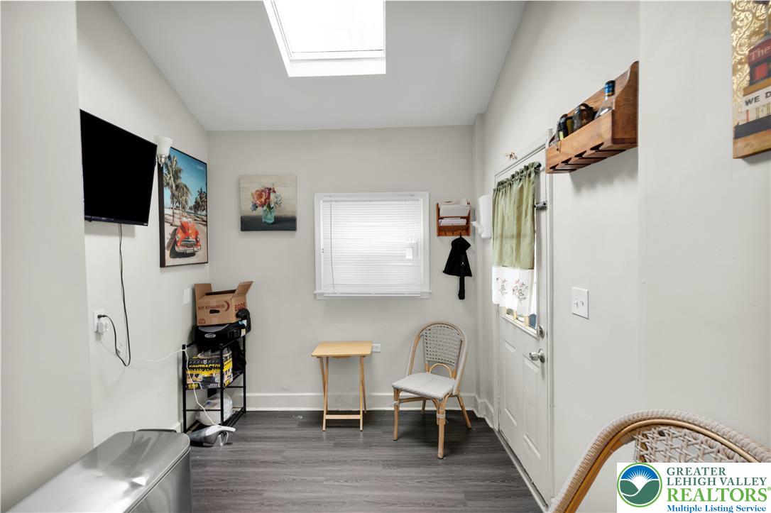 1243 Russell Street Property Photo 10