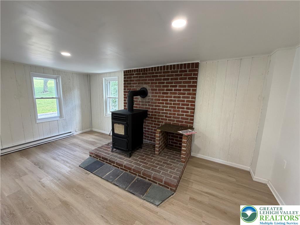 5720 Memorial Road Property Photo 7