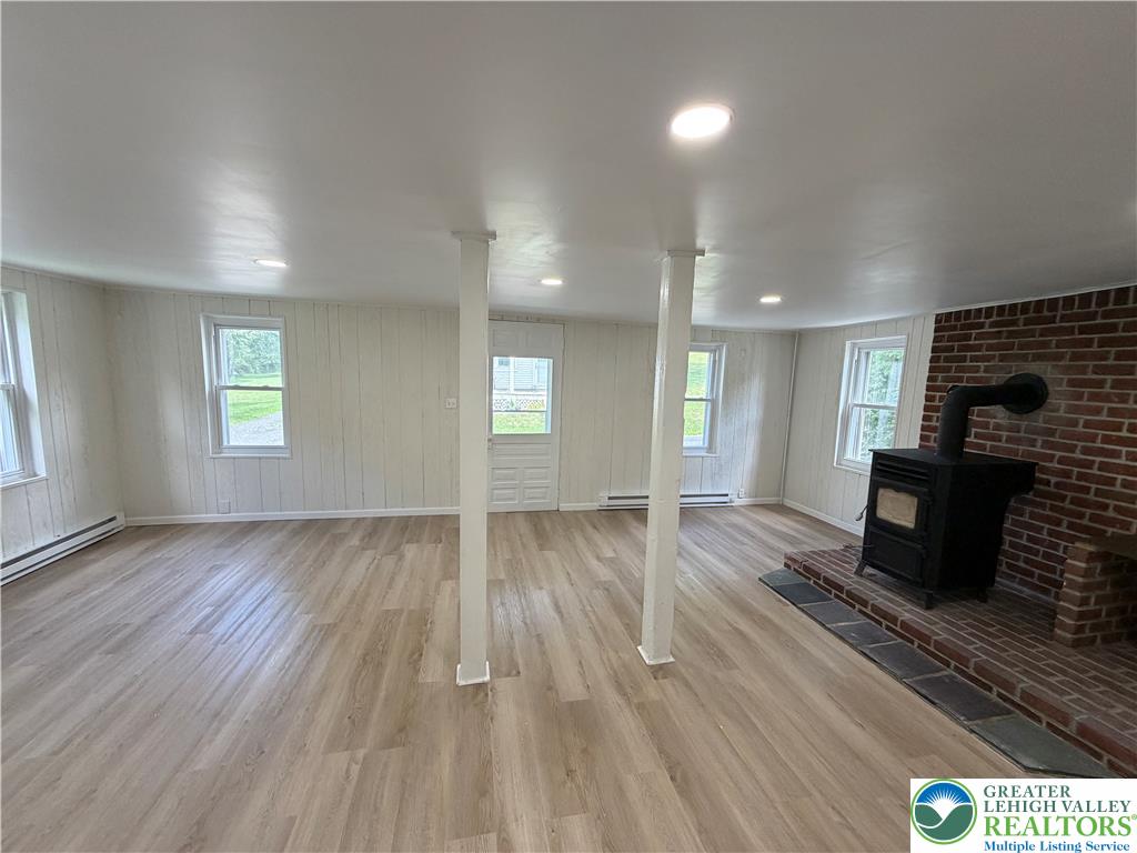 5720 Memorial Road Property Photo 8