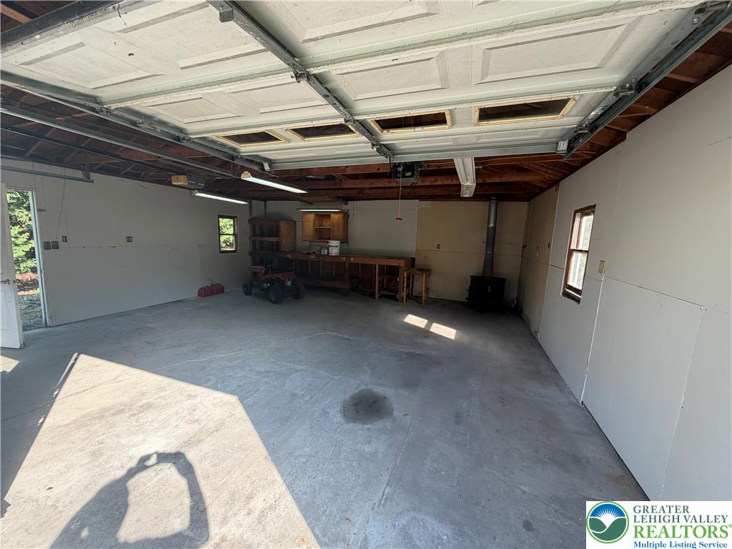 5720 Memorial Road Property Photo 20