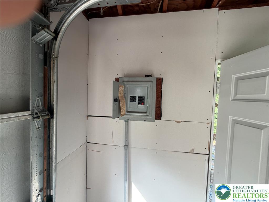5720 Memorial Road Property Photo 22