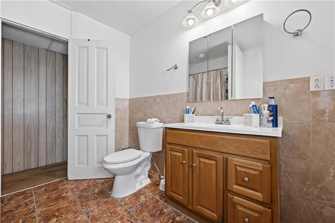 132 N Madison Street Property Photo 27