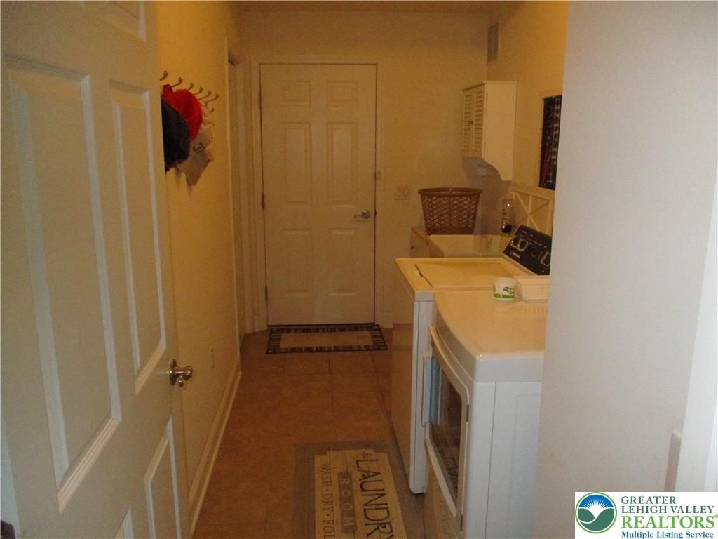1001 Honor Drive Property Photo 23