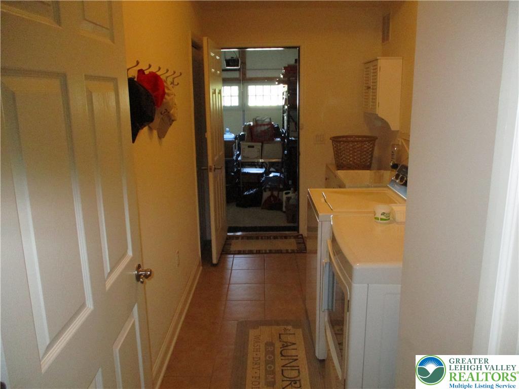 1001 Honor Drive Property Photo 24