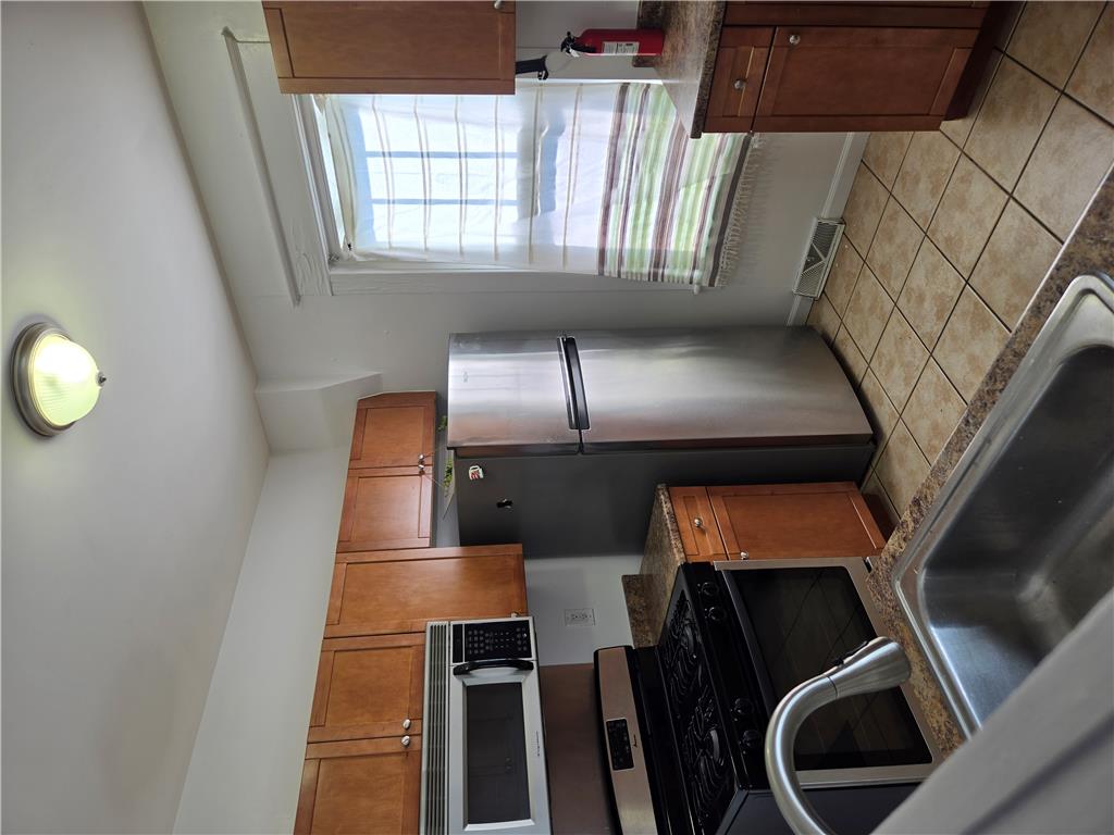 2440 South 4th Street Property Photo 5