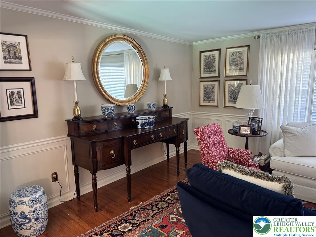 3360 Michigan Court Property Photo 7