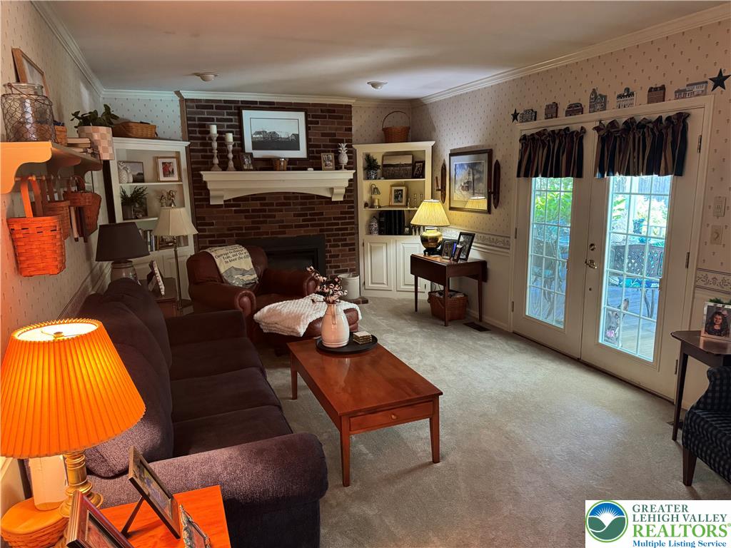 3360 Michigan Court Property Photo 10