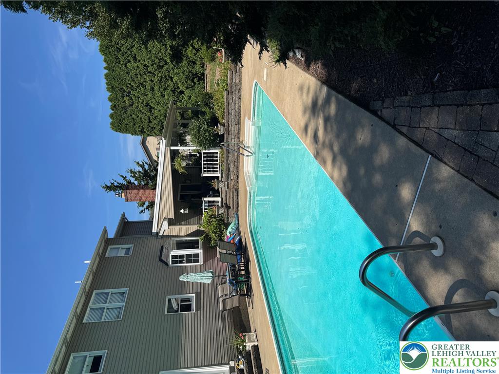 3360 Michigan Court Property Photo 35