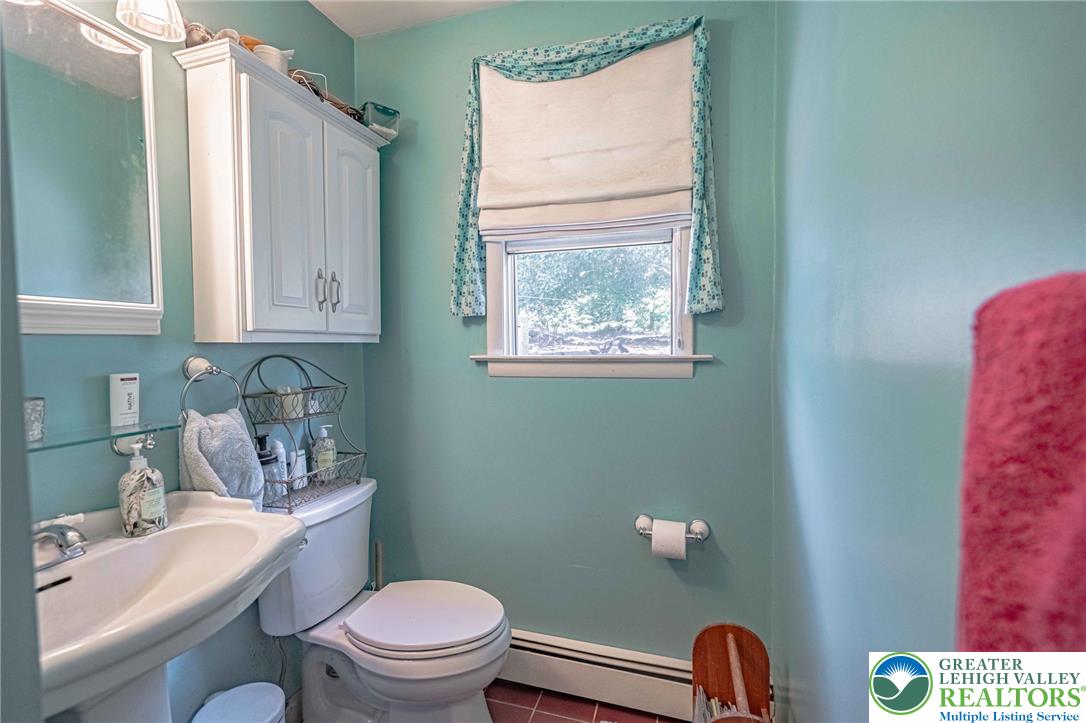 2034 Wind Hill Road Property Photo 25