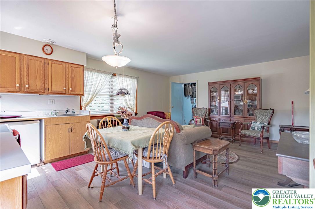 2034 Wind Hill Road Property Photo 34
