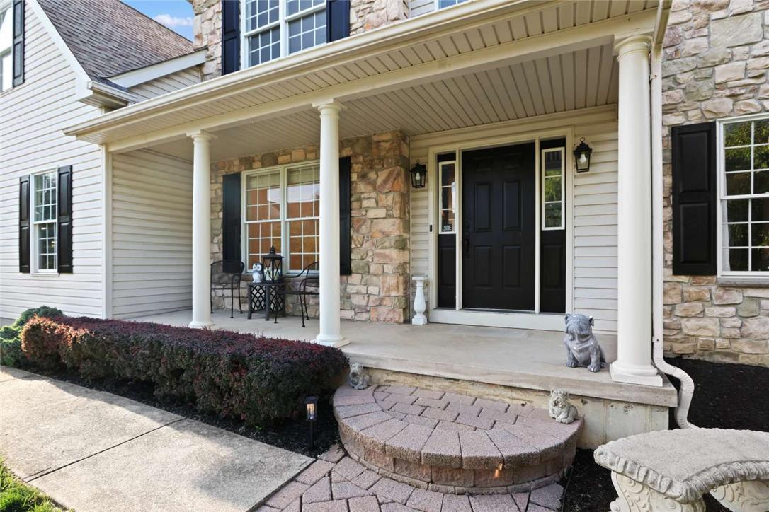521 Deerfield Drive Property Photo 3