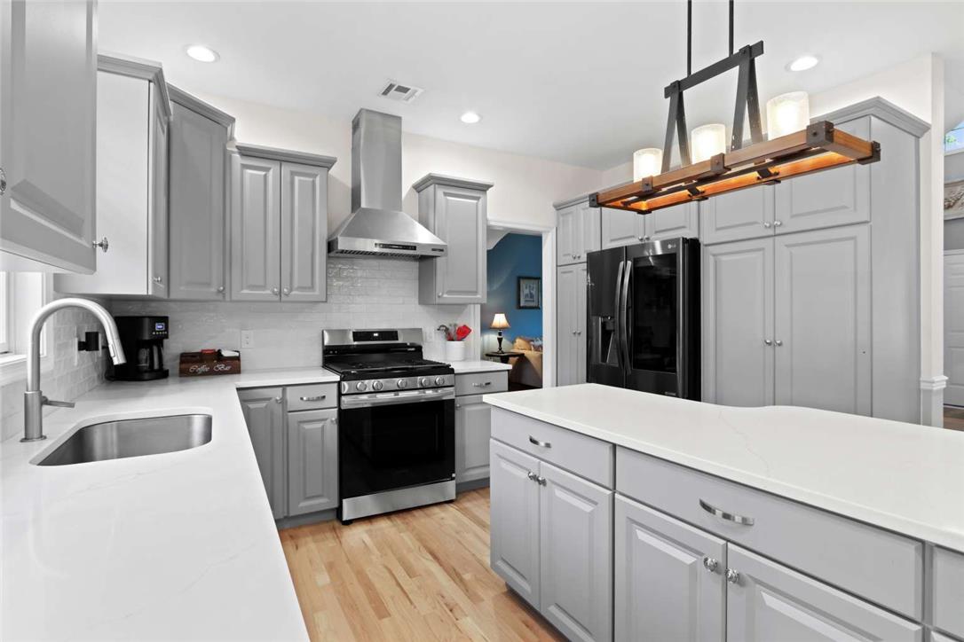 521 Deerfield Drive Property Photo 4