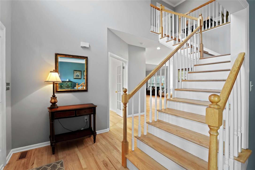 521 Deerfield Drive Property Photo 9