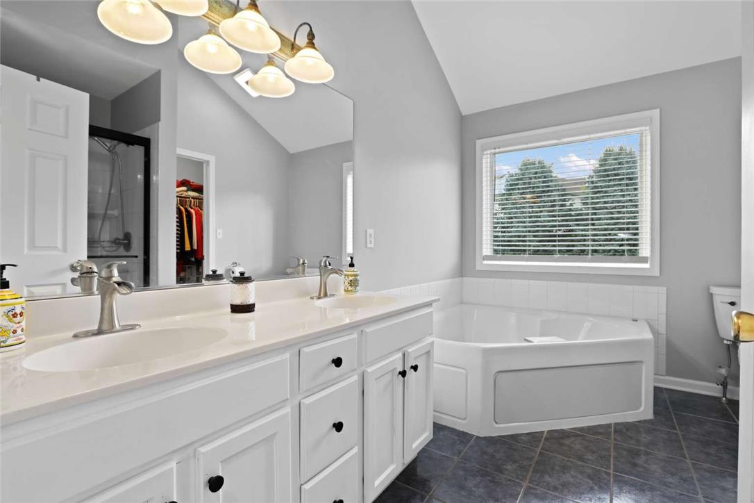 521 Deerfield Drive Property Photo 19