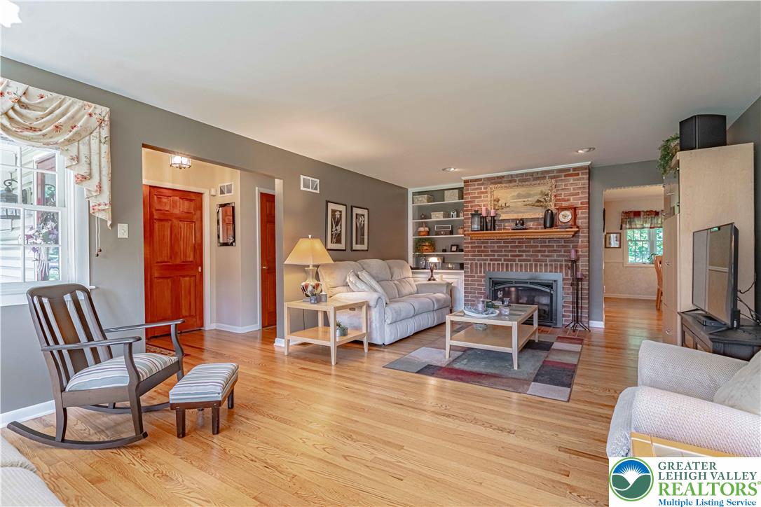 3683 Oakhurst Drive Property Photo 16