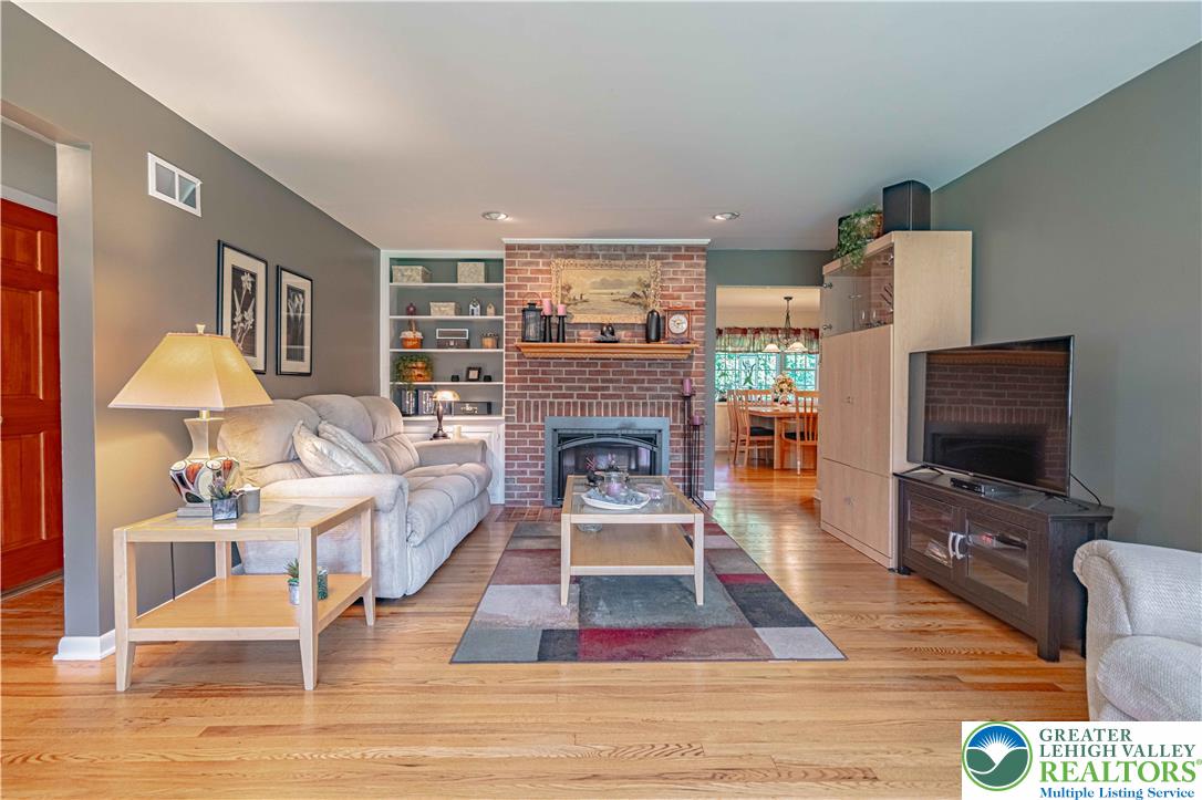 3683 Oakhurst Drive Property Photo 19